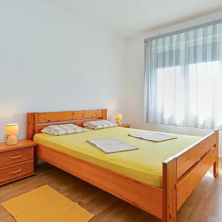 Fuer 3 Personen Ca 30 Qm In Fazana-surida, Istrien Istrische Riviera דירה