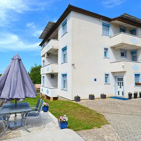 Fuer 3 Personen Ca 30 Qm In Fazana-surida, Istrien Istrische Riviera * שטיניאן