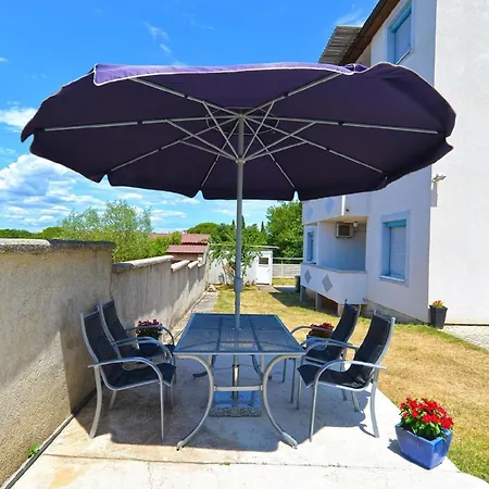 Fuer 3 Personen Ca 30 Qm In Fazana-surida, Istrien Istrische Riviera *