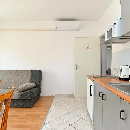 Fuer 3 Personen Ca 30 Qm In Fazana-surida, Istrien Istrische Riviera Apartament